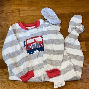 Carter’s Boy’s Fleece Sleeper 🚒 24M